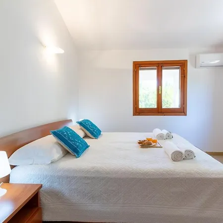 Villa Con Giardino - Accesso Diretto Giunco Carloforte (Isola di San Pietro)