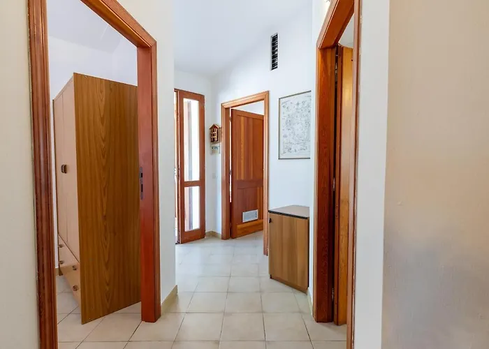 Villa Con Giardino - Accesso Diretto Giunco