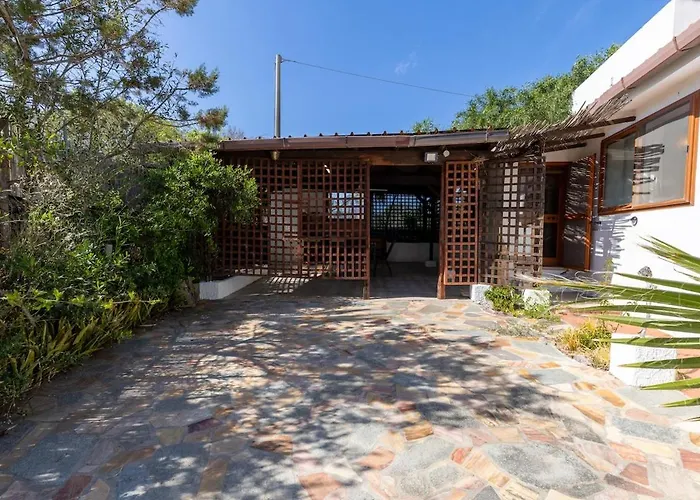 Con Giardino - Accesso Diretto Giunco Villa Carloforte (Isola di San Pietro)