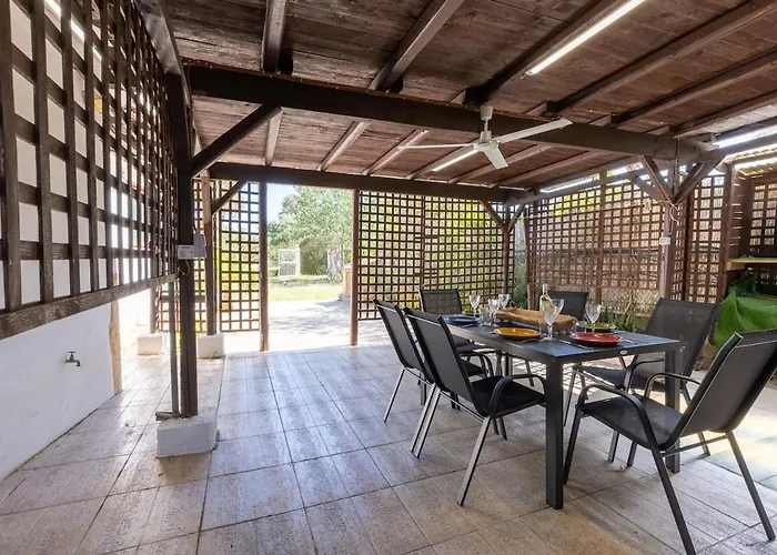 Con Giardino - Accesso Diretto Giunco Villa